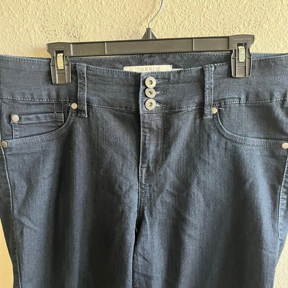 Torrid Dark Wash Stretch Jeggings Size 14 Style 10114977 - Picture 5 of 11